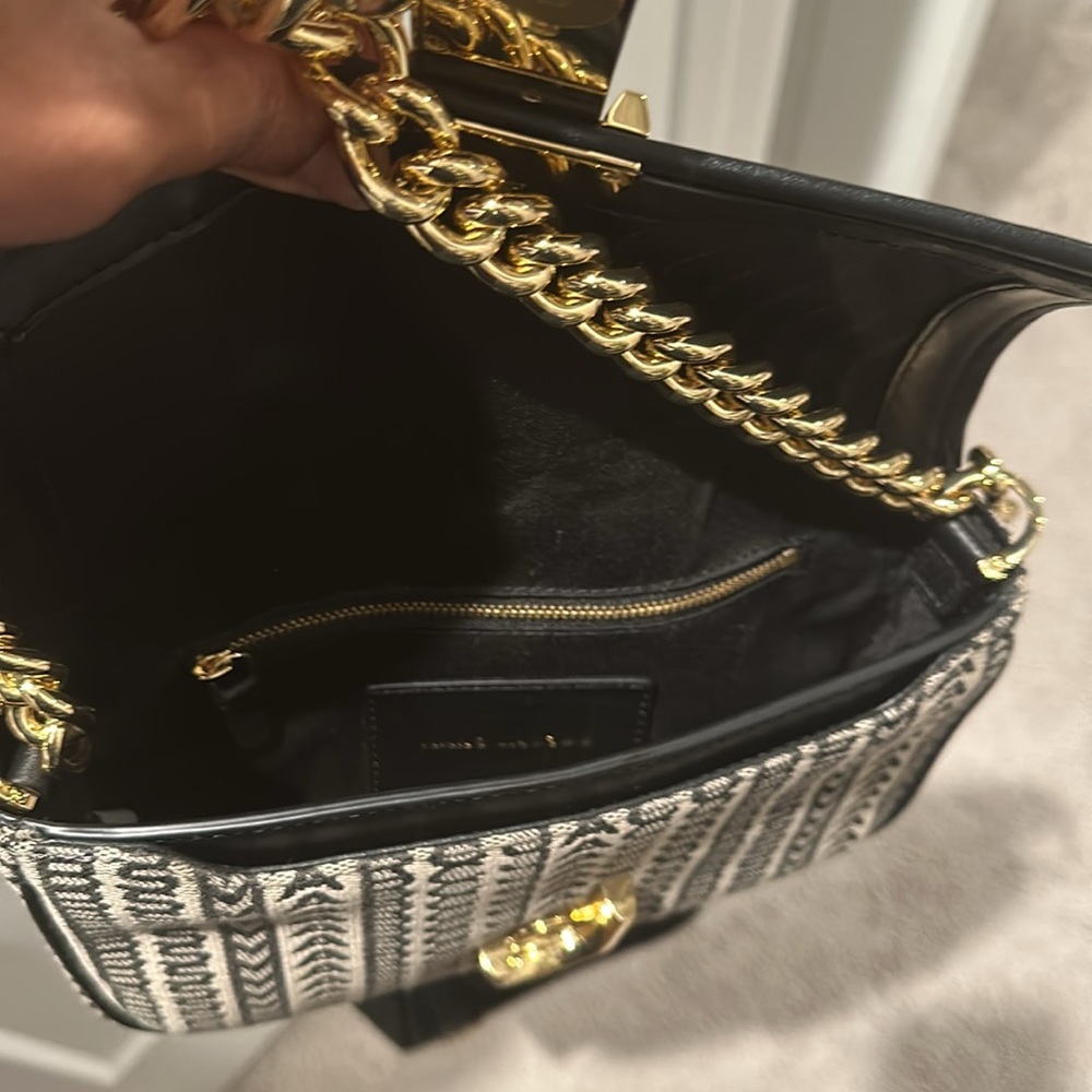 Worn 2 times - Picture 3 of 3